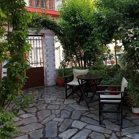 Polemarhos 7 Guest house *